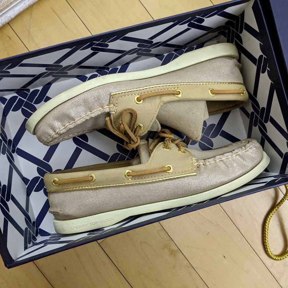 Sperry Top Siders Sparkle Taupe Suede 7.5